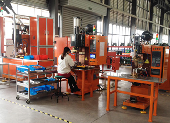 安嘉大功率母排線自動釬焊機輝能現場案例 安嘉大功率母排線自動釬焊機輝能現場案例