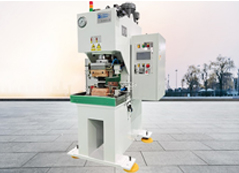 銅箔擴(kuò)散焊機(jī)項(xiàng)目介紹 銅箔擴(kuò)散焊機(jī)項(xiàng)目介紹