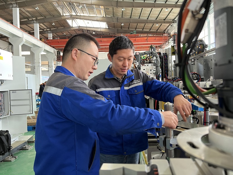 點焊機電纜和連接檢查